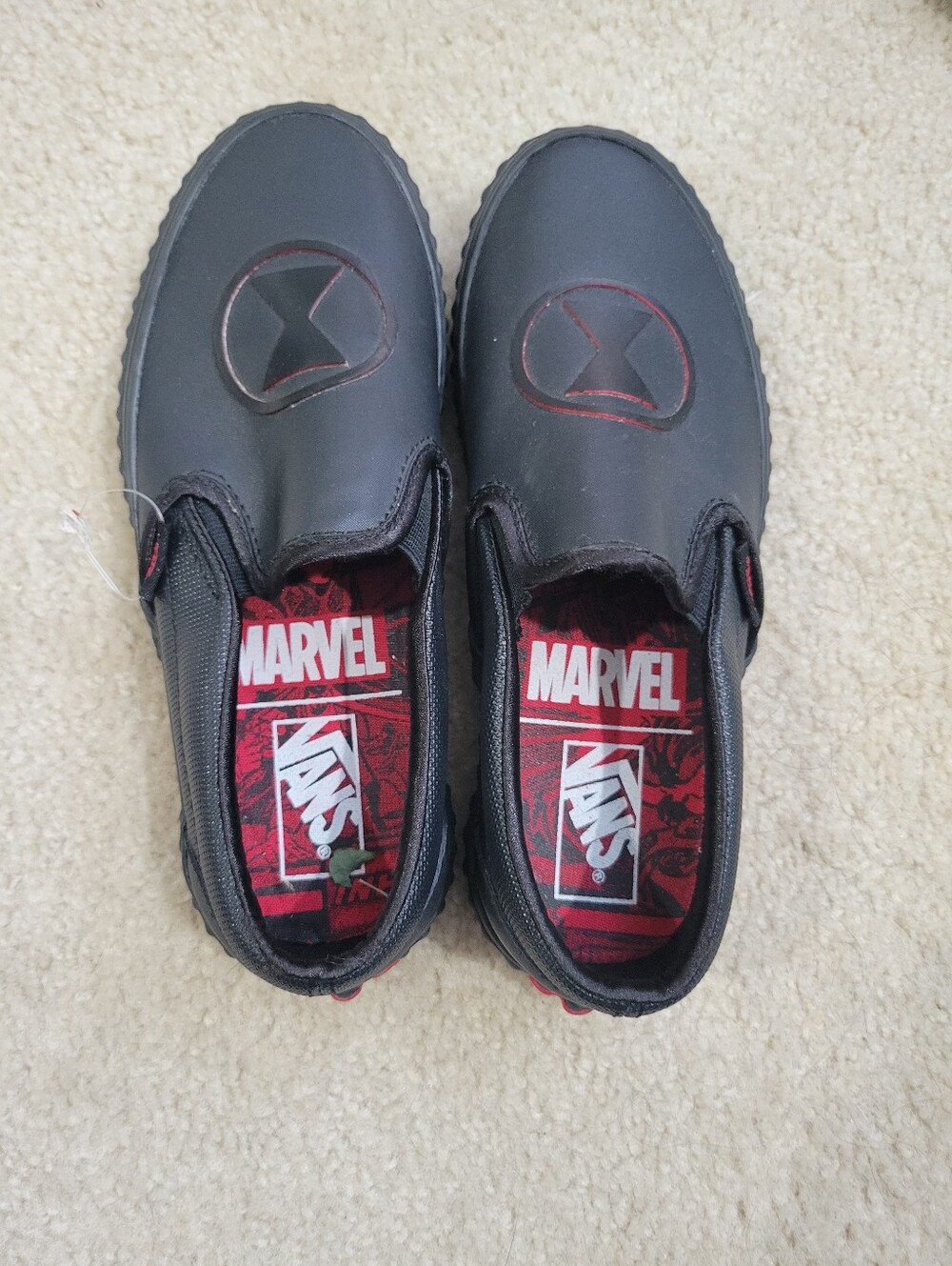 Vans x Marvel Black Widow Classic Slip On Shoes Black Men Size 4.5 Women Sz 6